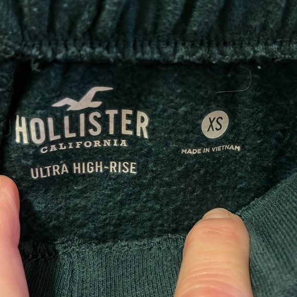 COPY - Hollister ulta high waist Hunter green sweatpants joggers - Picture 4 of 6